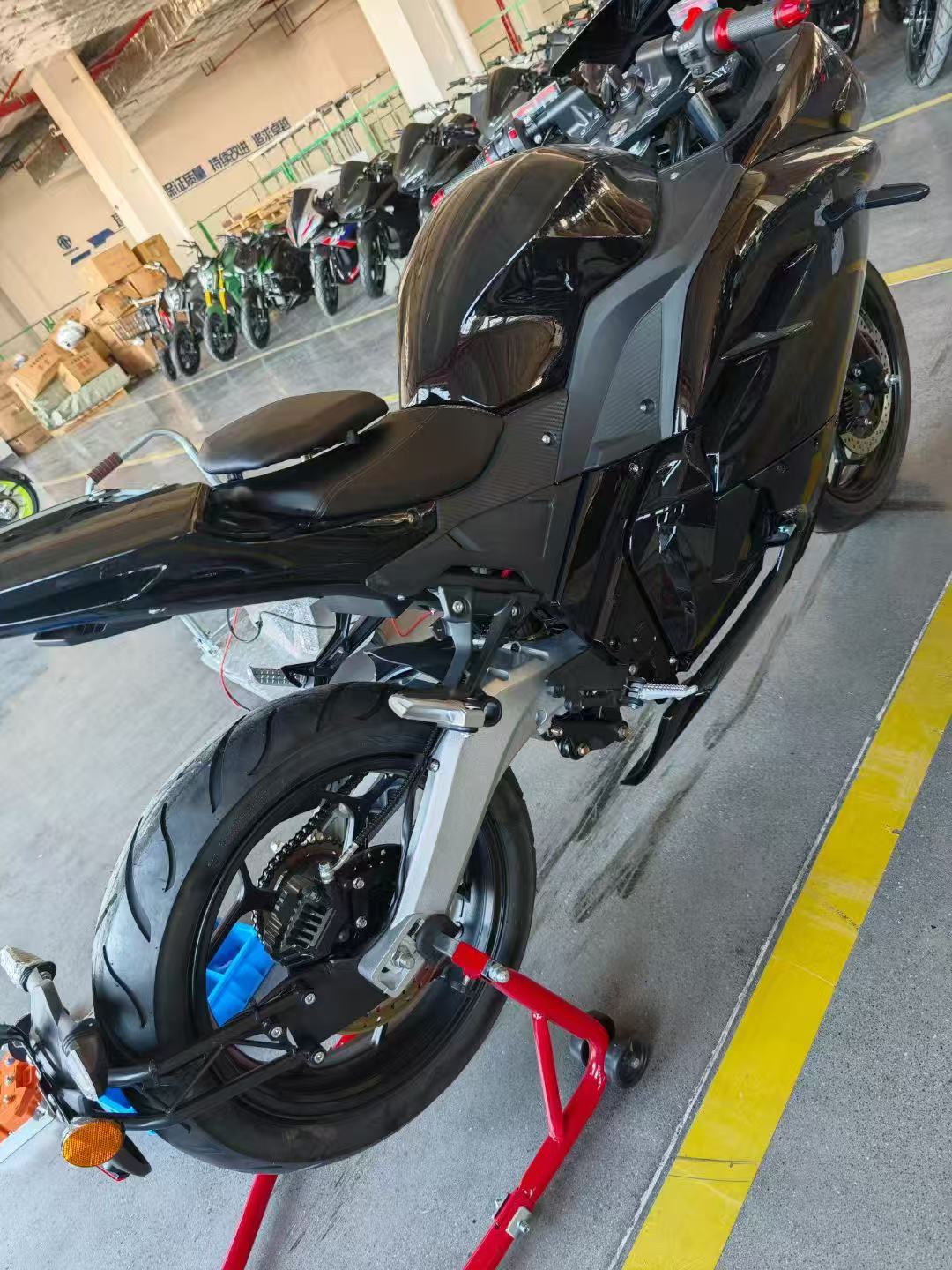 Nuovissima Moto Elettrica 2024 - 72V 5000W Electric Motorcycle recensione e prezzo